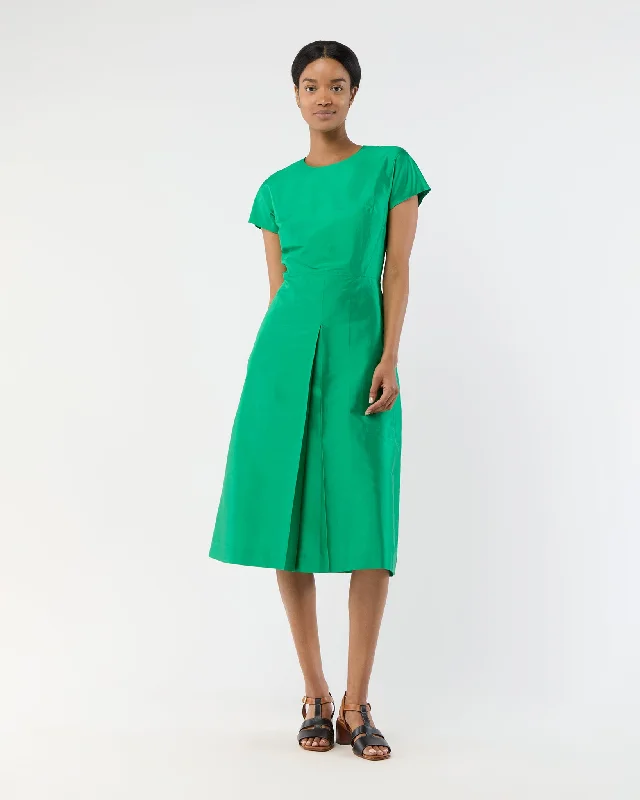 Suzzette Dress in Kelly Green Silk Shantung