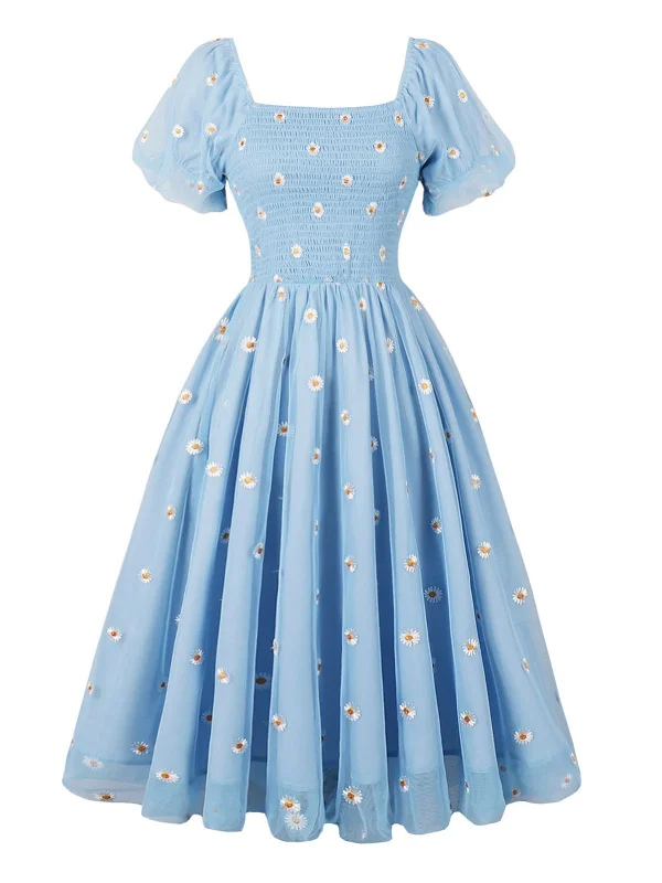Light Blue 1950s Cap Sleeve Daisy Dress
