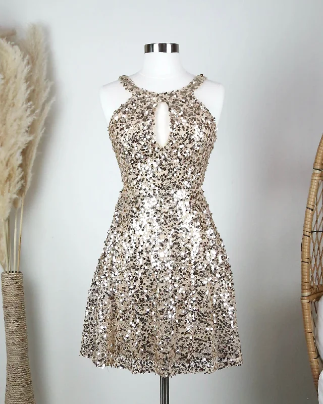 Bedazzling Sparkly Sequin Mini Dress in Gold Classic Shift Mini Dress