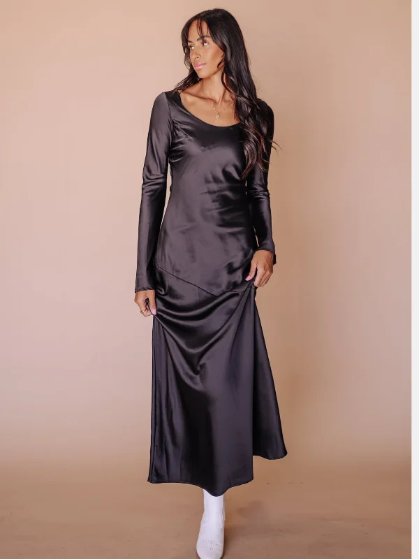 Siri Satin Long Sleeve Midi Dress Fashionable Fitted Midi Dress